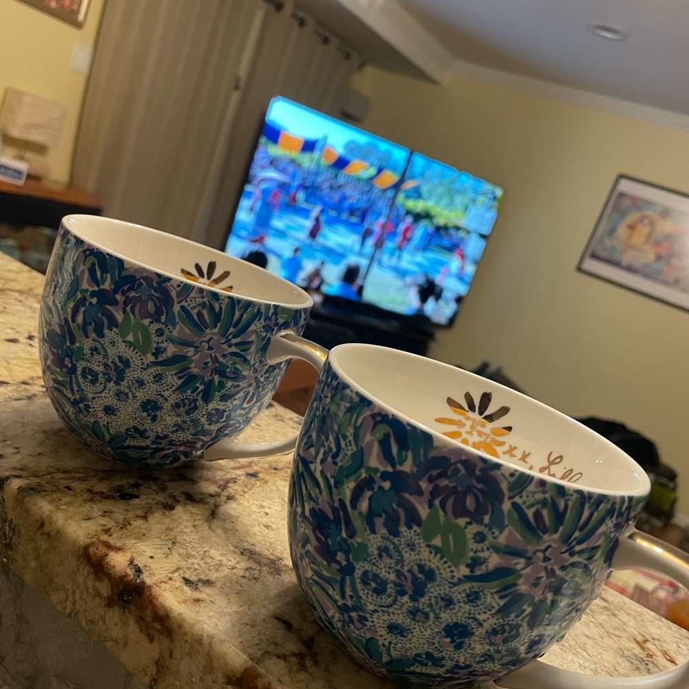 Lilly Pulitzer Blue and White Floral 2 Mugs